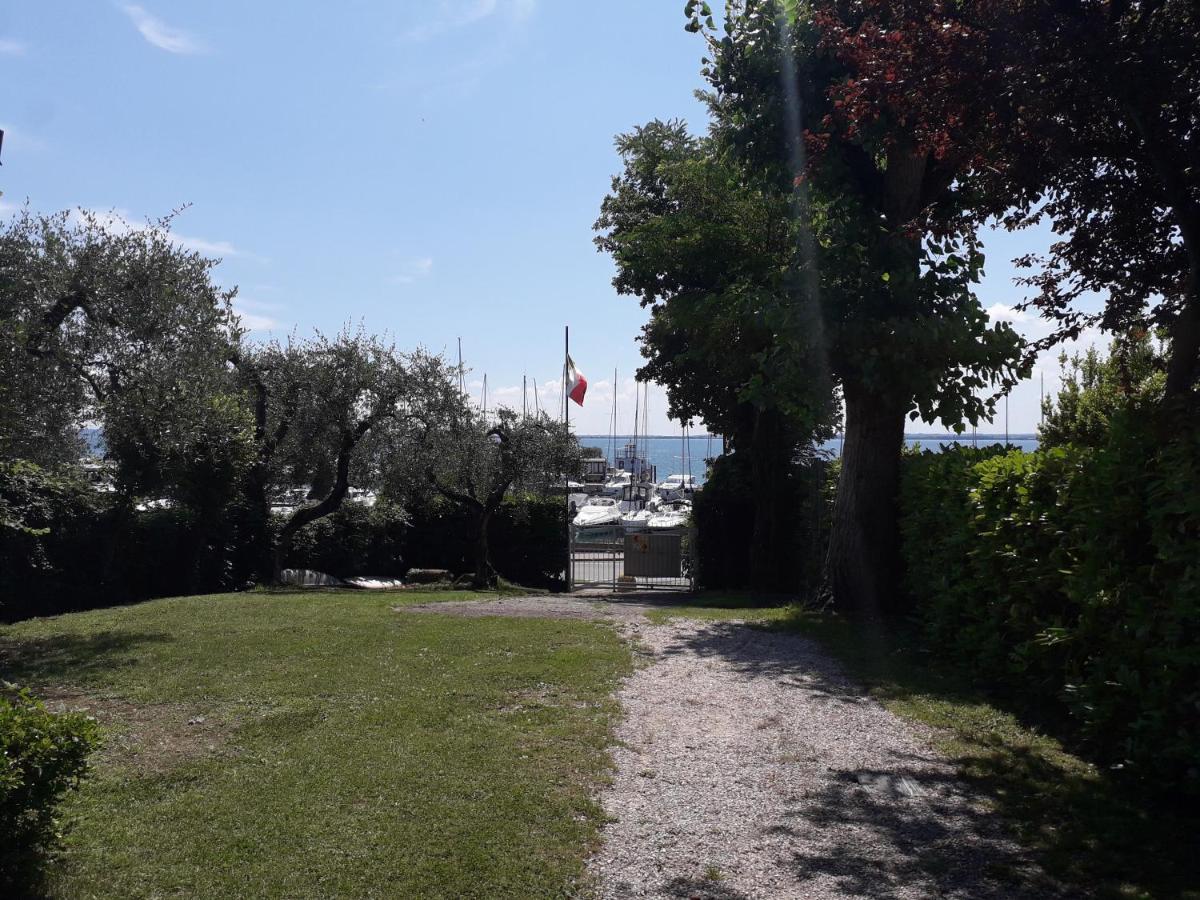 Campeggio Bruno Moniga del Garda ภายนอก รูปภาพ